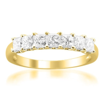 Mined diamond  Ring weighing 2.42Gms with 1.02 Carat Diamonds and set in 14KT Gold