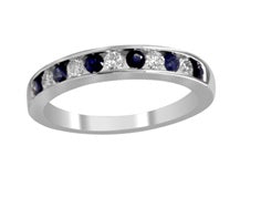 Mined diamond Sapphire Gemstone Ring weighing 2.73Gms with 0.25 Carat Diamonds and set in 18KT Gold