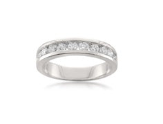 Mined Ring weighing 7.67Gms with 0.99 Carat Diamonds and set in Platinum